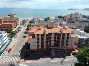 Apto com churrasqueira - 60 metros do mar!!! Canasvieiras