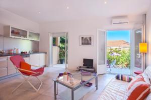 Appartements Casa Estel - Blue apartment in downtown of Erbalunga : photos des chambres