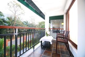 Silver Storm Resort Athirappilly