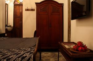 The Bhuthorn Bed & Breakfast