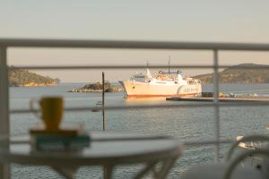 casa blue marine