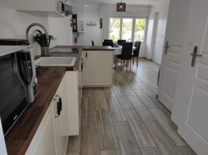Maisons de vacances Gite de la Baie des anges : photos des chambres