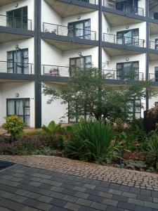 Royal Stina Hotel-style with Swimming pool