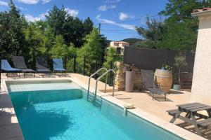 Villas Villa Provence climatisee, jardin, piscine privee chauffee, Wifi : photos des chambres