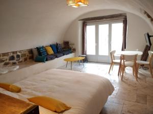 B&B / Chambres d'hotes Les agaves piscine panoramique vue exceptionnelle : photos des chambres