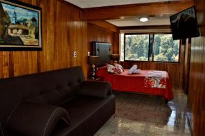 Hotel "La Cabaña de Don Adolfo"