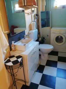 Ferienwohnungen-Hasselroth