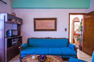 Apostolos House