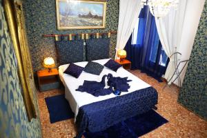 VENICE RAINBOW APARTMENT (RIALTO)