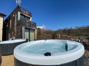 Bed & Wellness Fisterre Guest House (Belluno) - Deals, Photos ...