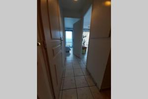 Appartements 2 pieces avec Terrasse, Piscine, parking privatif : photos des chambres