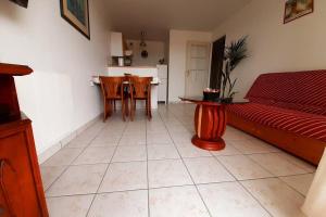 Appartements 2 pieces avec Terrasse, Piscine, parking privatif : photos des chambres