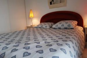 Appartements 2 pieces avec Terrasse, Piscine, parking privatif : photos des chambres