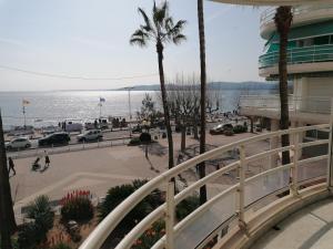 Appartement triangle dor Saint Raphaël