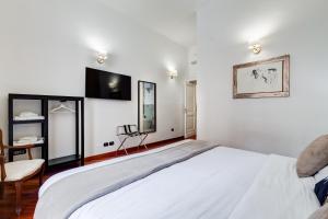 BDC - Spanish Steps Gold 2bdr suite