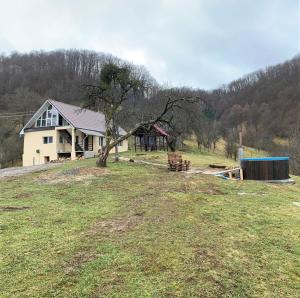 Mese-Háza