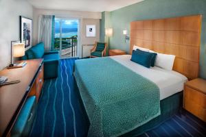 Waikiki Tower Ocean View - Resort Fee Included room in Ala Moana Hotel - Resort Fee Included
