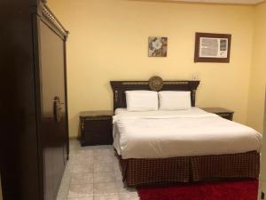 Manazel Qurish Furnished Apartments - image 2