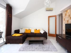 Deluxe Apartment Toni