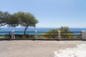 Apartment with Sea View room in Sos Dorroles