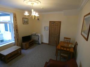 Hurst Dene Aparthotel