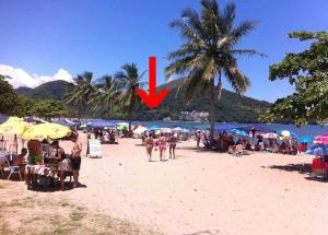 Honey Moon - Vista do mar na cama.