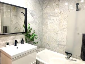 Homely Málaga Larios