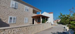 Apartments Puli - 200m from sea