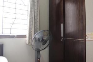 Strategic & Cozy 2BR at Majesty Apartment near Maranatha Christian University By Travelio