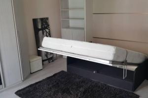 Fondazione Prada metro Corvetto splendido monolocale ristrutturato ben arredato