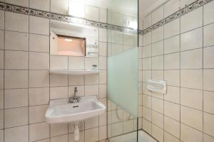 Island Kavos Annex studios