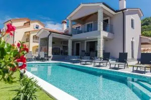 Villa Fjolla - Vinež