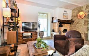 Maisons de vacances Amazing home in Branoux-les-Taillades with 3 Bedrooms and WiFi : photos des chambres