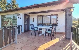 Beautiful Home In Adorfot Leubetha