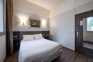 Hotels Hotel Gascogne : photos des chambres