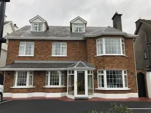 Petra House B&B - 克莱尔戈尔韦