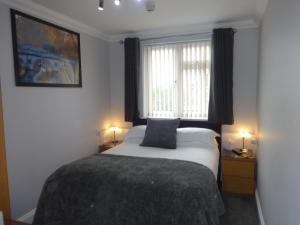 Double Room with Garden View room in Autumn House