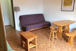 Appartements Studio lumineux avec balcon 2/4 pers. plein centre : photos des chambres