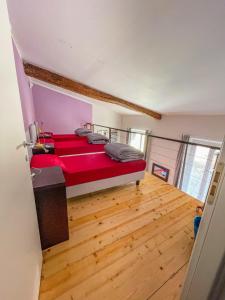 Bed in 6-Bed Mixed Dormitory Room