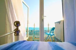 Serenity "your calm seafront retreat" By Air Premier - 纽黑文