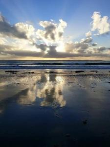 TY SAM - 2 Appartements dont 1 Grande Terrasse vue mer proche plages et commerces : photos des chambres