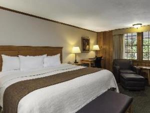 Best Western Plus Cold Spring