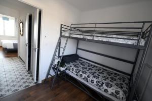 Appartements La Croix du Sud superbe appartement en duplex 2 chambres vue mer : photos des chambres