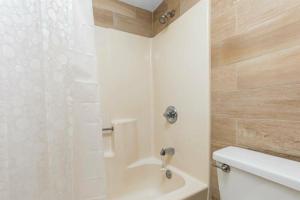 Two-Bedroom Apartment room in Romar Tower 8C by Meyer Vacation Rentals