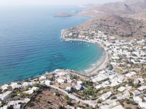 ORO King Suite Syros Greece