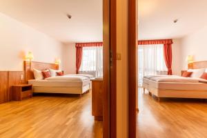 Two-Bedroom Apartment room in Club Hotel am Kreischberg
