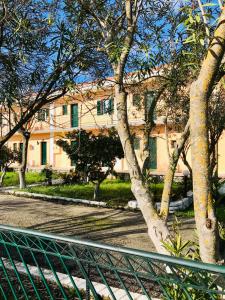 Banos Apartments and Swimming Pool STUDIO