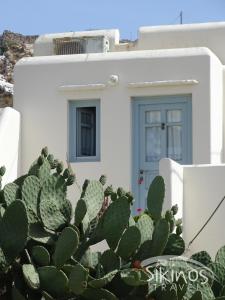 Traditional Apartment In Kastro Sikinos Greece