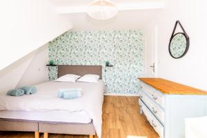 Maisons de vacances Gite de la Baie des anges : photos des chambres