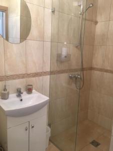 CITY CENTER for 5 GUEST